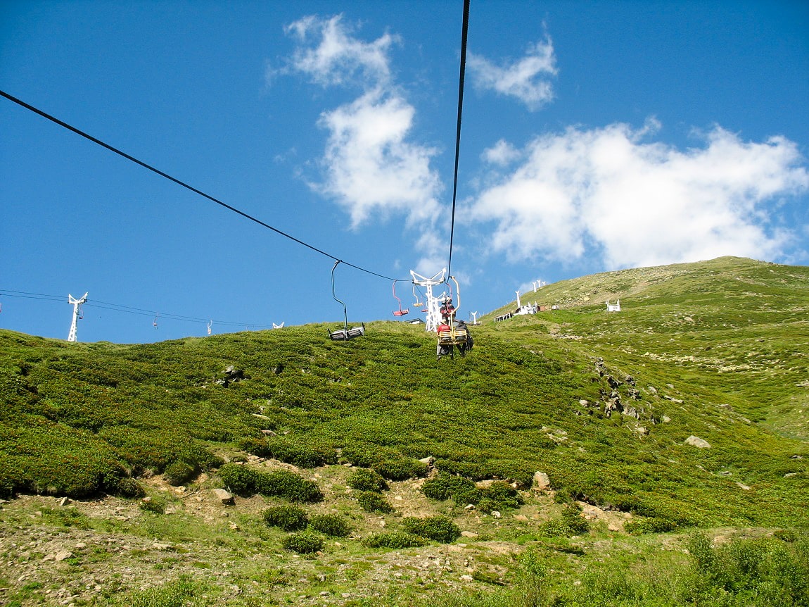 cabel road to mt. Chegen